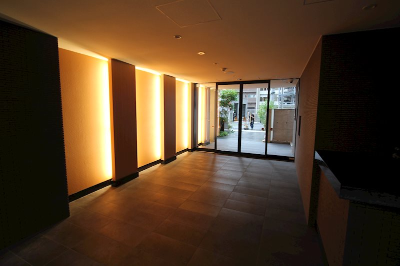 エントランス　★見学予約受付中★