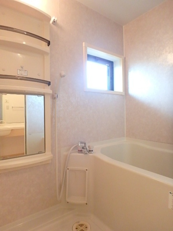 バス・シャワールーム　図面と現状に相違がある場合には現状を優先