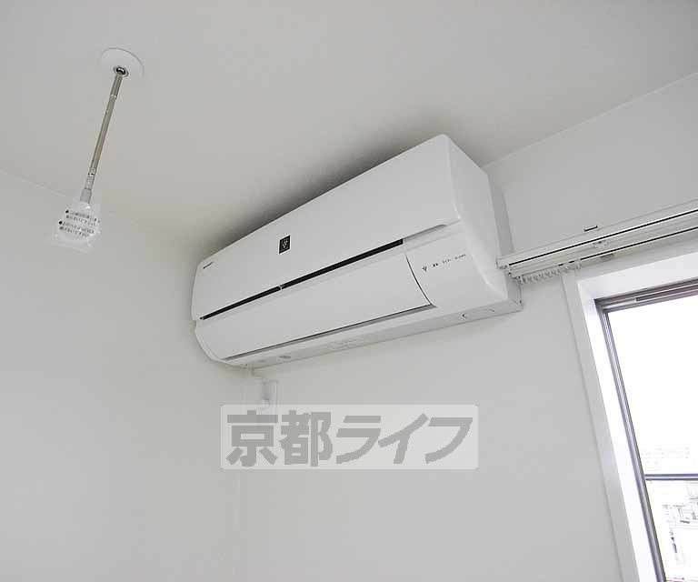 その他設備　エアコン付いてます。