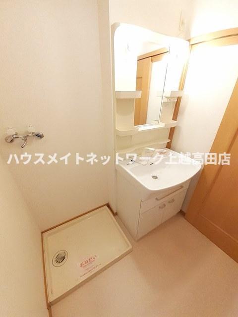 洗面設備　洗髪洗面化粧台