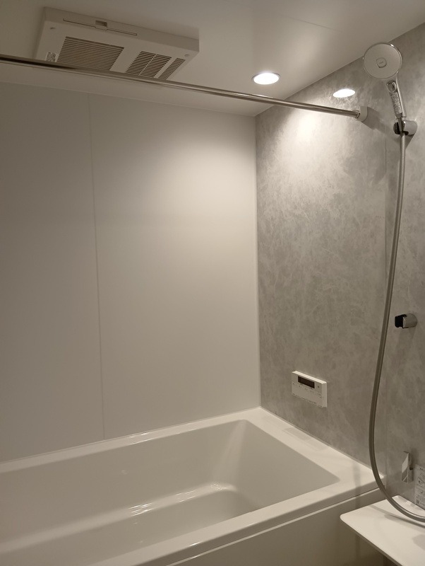 バス・シャワールーム