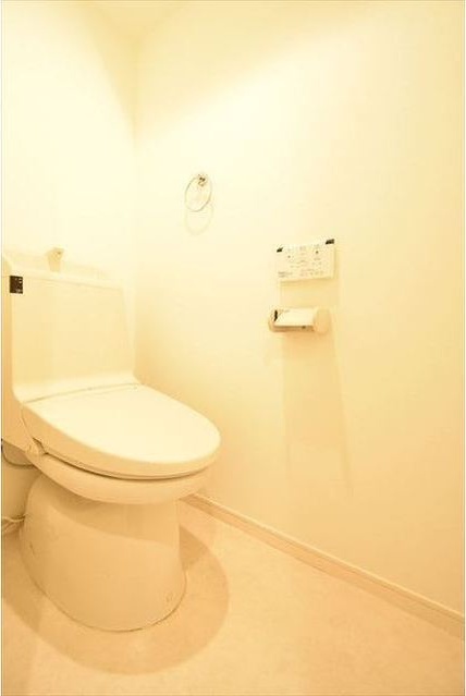 トイレ　■温水洗浄便座