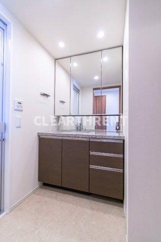 洗面設備　カラースキーム要確認