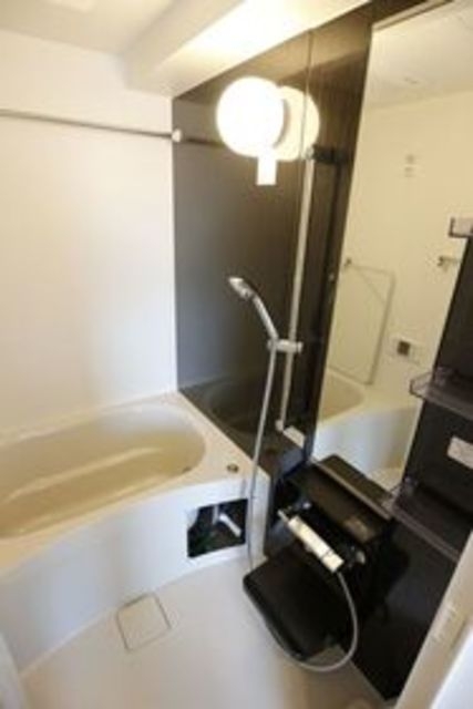 バス・シャワールーム　風呂