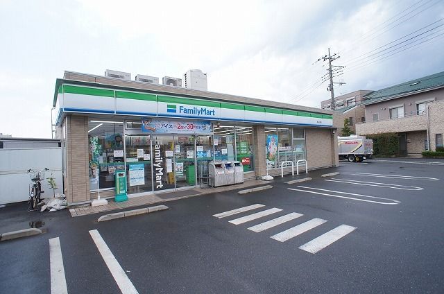 コンビニ　ファミリーマート 狭山水野店（コンビニ）まで750m