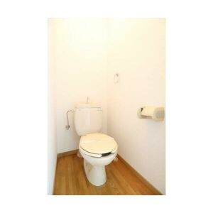 トイレ　シンプルで使いやすいトイレです♪