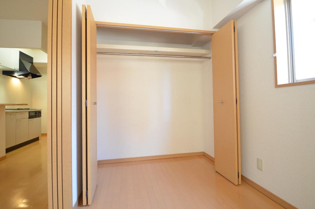 収納　クローゼット