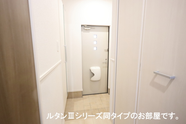玄関　図面と現状に相違がある場合には現状を優先