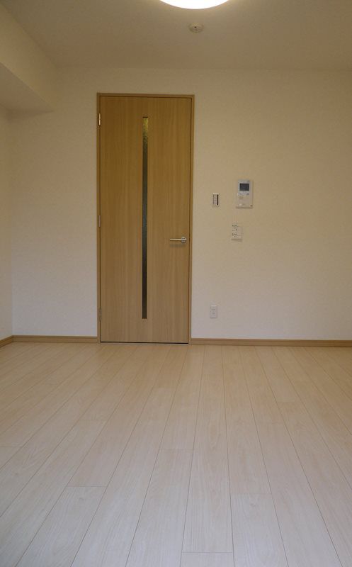居室・リビング　※別部屋の参考写真です。