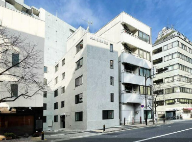 建物外観　落ち着いた雰囲気の外観です