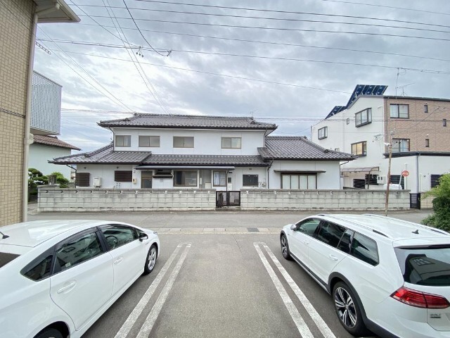 眺望　浴室乾燥機付き