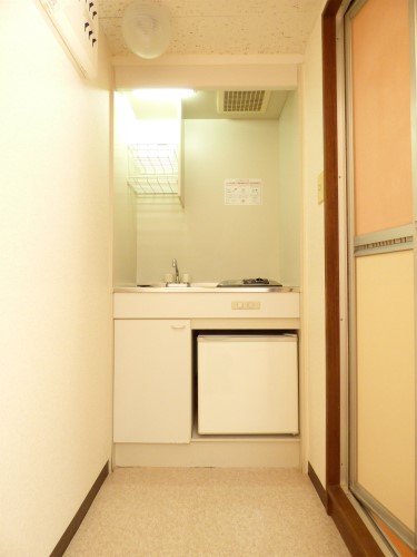 キッチン　小さいながら使い勝手の良いキッチン♪