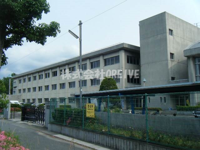 小学校　栗東市立葉山東小学校（小学校）まで1044m