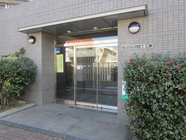 建物外観　★お部屋の入口です★