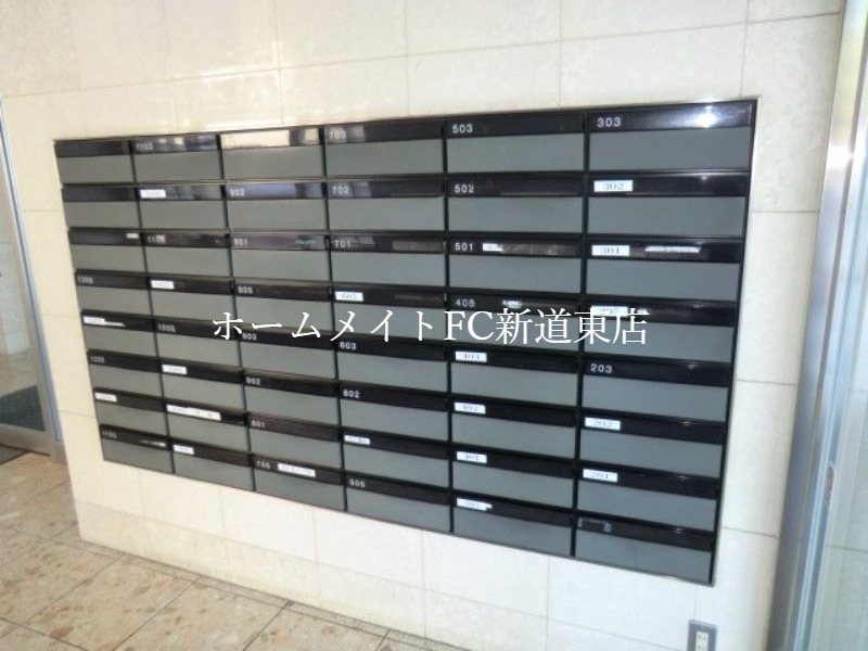 エントランス　共有部分