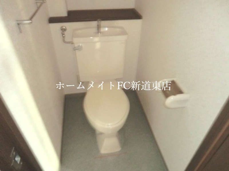 トイレ　トイレ