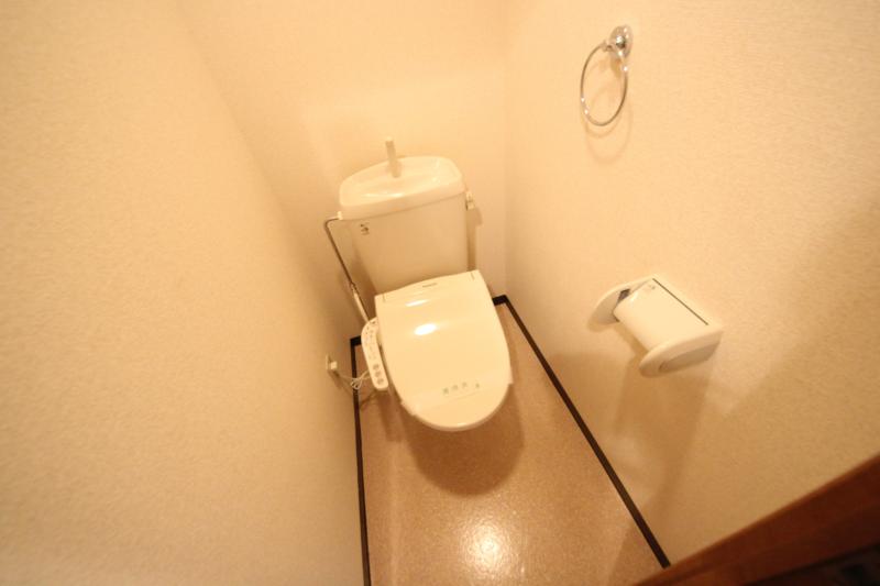 トイレ　ゆったりとした空間のトイレです