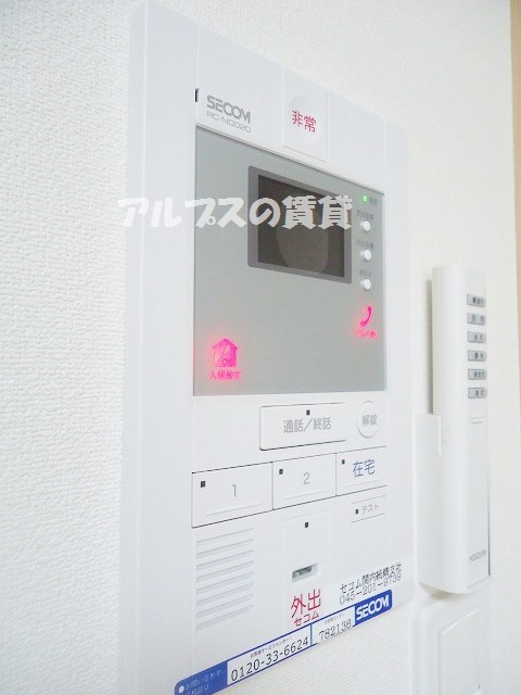 セキュリティ　来訪者の確認が出来るモニター付きインターホン（同一仕様）