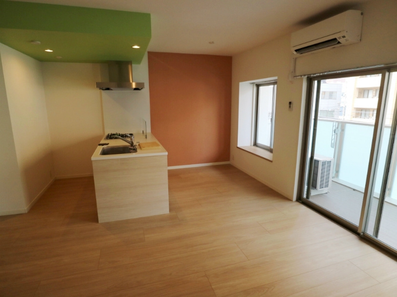 セキュリティ　※別号室参考写真　このお部屋はアイランドキッチンです。