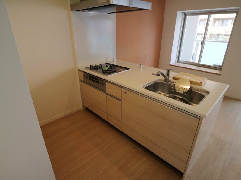 キッチン　※別号室参考写真　このお部屋はアイランドキッチンです。
