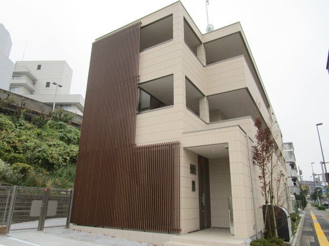 建物外観　２０２０．１１完成　耐震耐火旭化成へーベルメゾン
