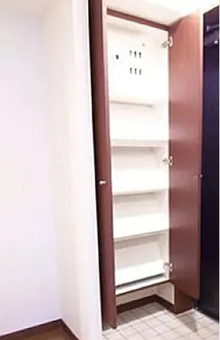 収納　※別部屋の参考写真です。