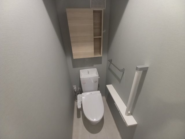 D-ROOM高槻市寿町のトイレ写真
