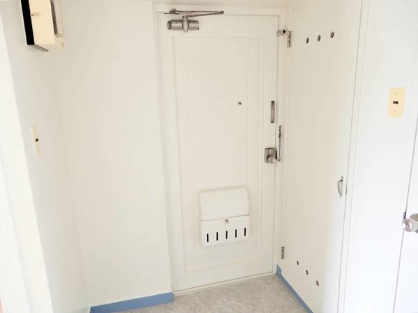 玄関　ビレッジハウスの同一物件・同一タイプの間取りの写真です
