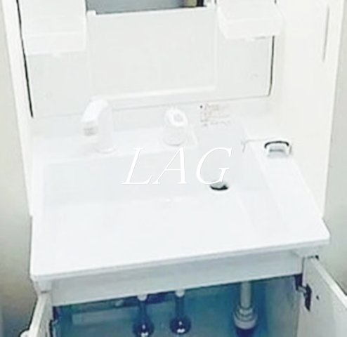 洗面設備　独立洗面台です。