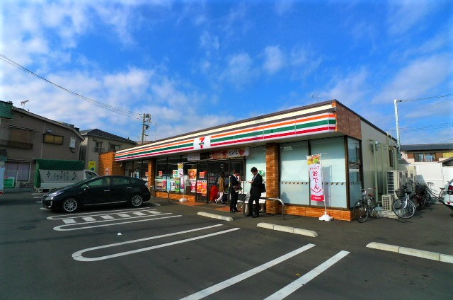コンビニ　セブンイレブン東大和上北台3丁目店（コンビニ）まで315m