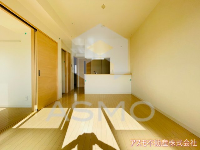 居室・リビング　同マンション別部屋　参考写真
