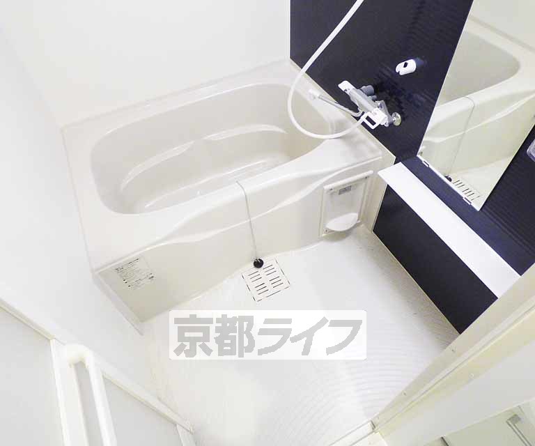 バス・シャワールーム　綺麗なバスルームです