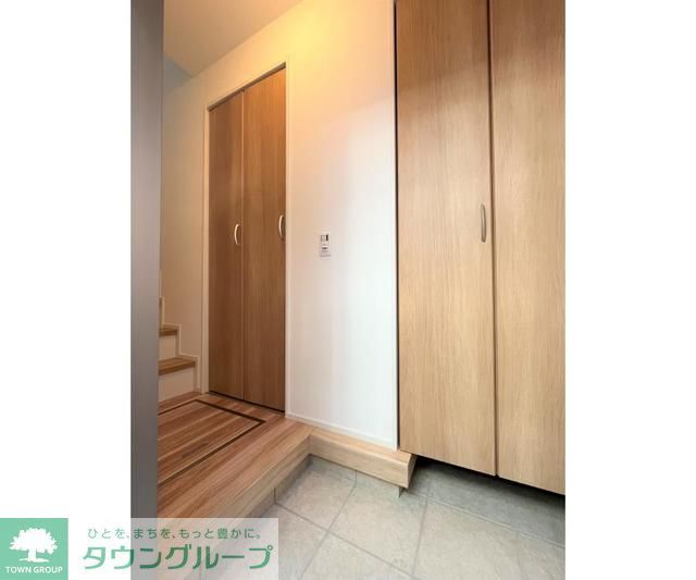 玄関　★お問い合わせはタウンハウジングまで★