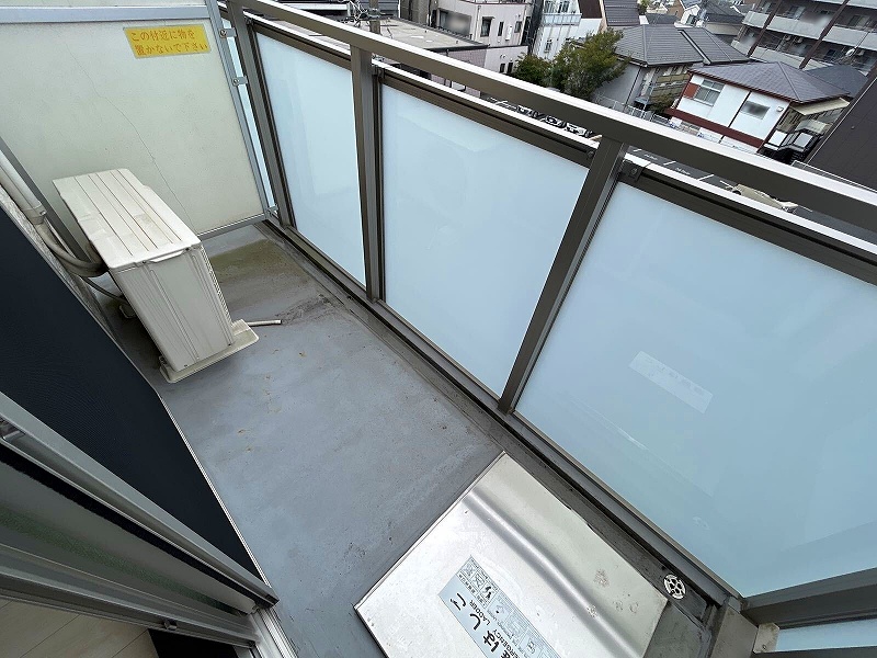 バルコニー　【参考】同建物内の別のお部屋の画像です