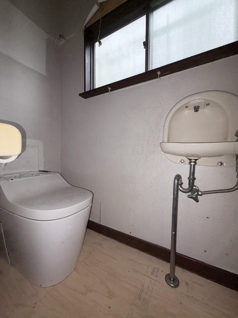 町田市常盤町貸家のトイレ写真