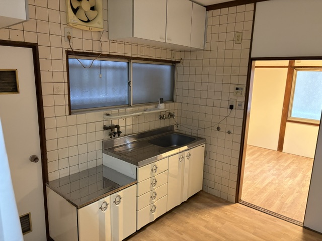 近鉄南大阪線 北田辺駅 徒歩10分 2階建 築52年のキッチン写真