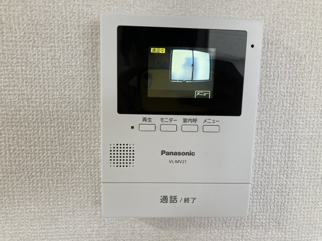 セキュリティ　来訪者の確認のできるモニタ付インターホン