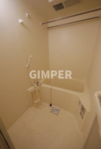 バス・シャワールーム　別部屋の参考写真です