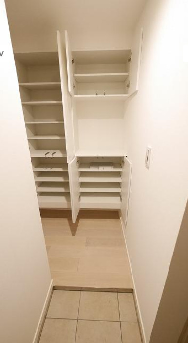 玄関　別号室参考写真