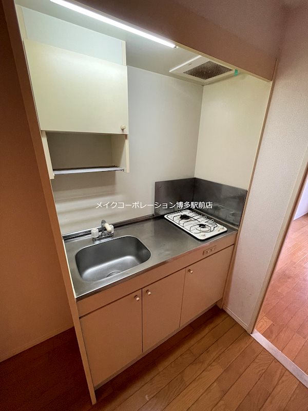 地下鉄空港線 祇園駅 徒歩3分 11階建 築22年のキッチン写真