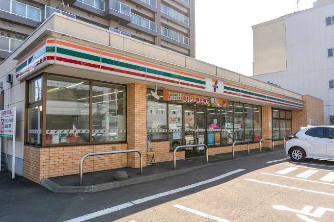 ＪＲ函館本線 札幌駅 徒歩7分 30階建 築2年の周辺写真