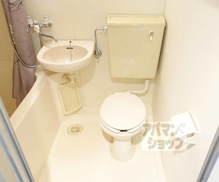 山岡マンションのトイレ写真
