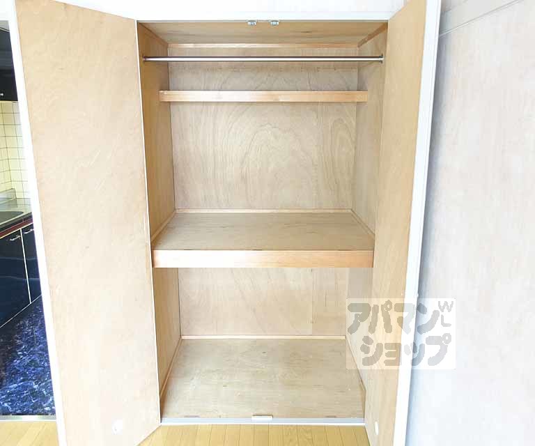 山岡マンションの内装写真