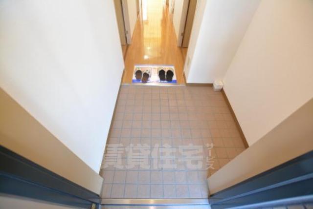 阪急千里線 南千里駅 徒歩15分 5階建 築26年の玄関写真