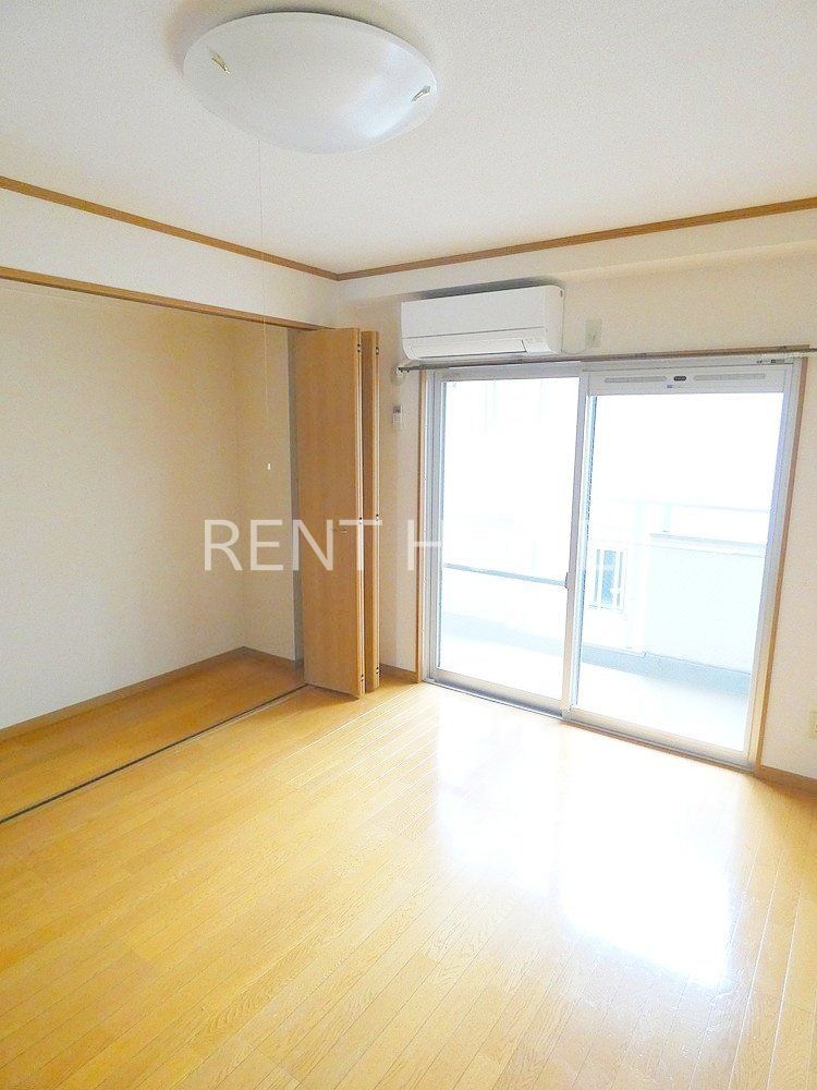 新深江池田マンションの居間写真