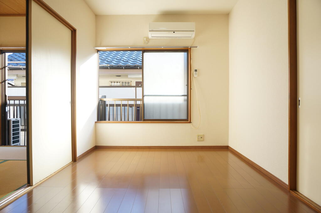 ルミエールの居間写真