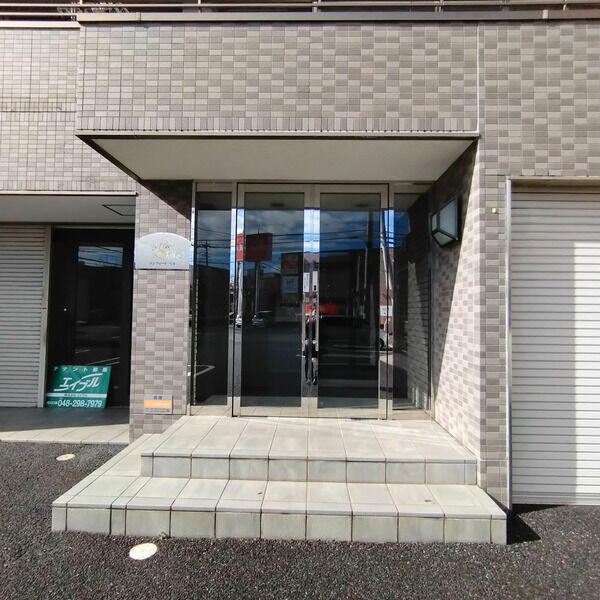 ＪＲ武蔵野線 東川口駅 徒歩6分 3階建 築21年の外観写真