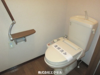 ＪＲ五日市線 秋川駅 徒歩20分 2階建 築25年のトイレ写真