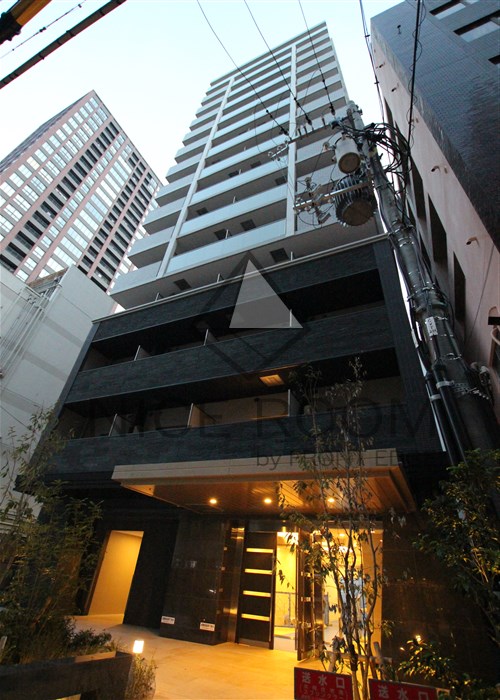建物外観　エスリード心斎橋LUXUE　外観