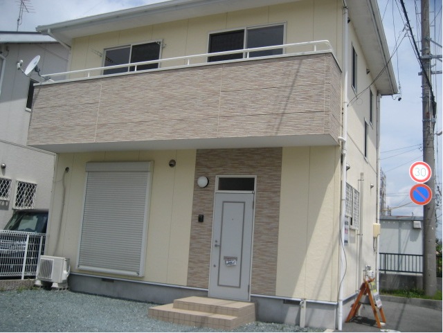 建物外観　清潔感のある外観です